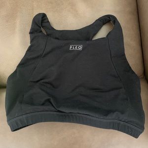 Fleo sports bra
